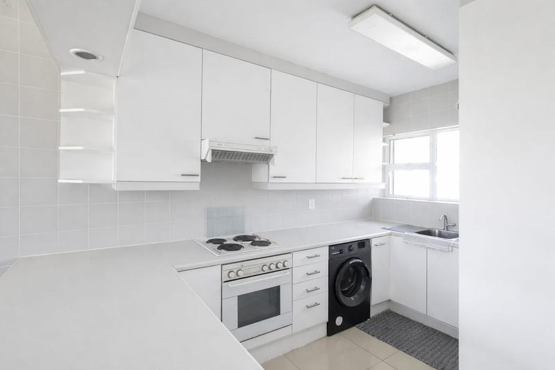 2 Bedroom Property for Sale in Green Point Western Cape
